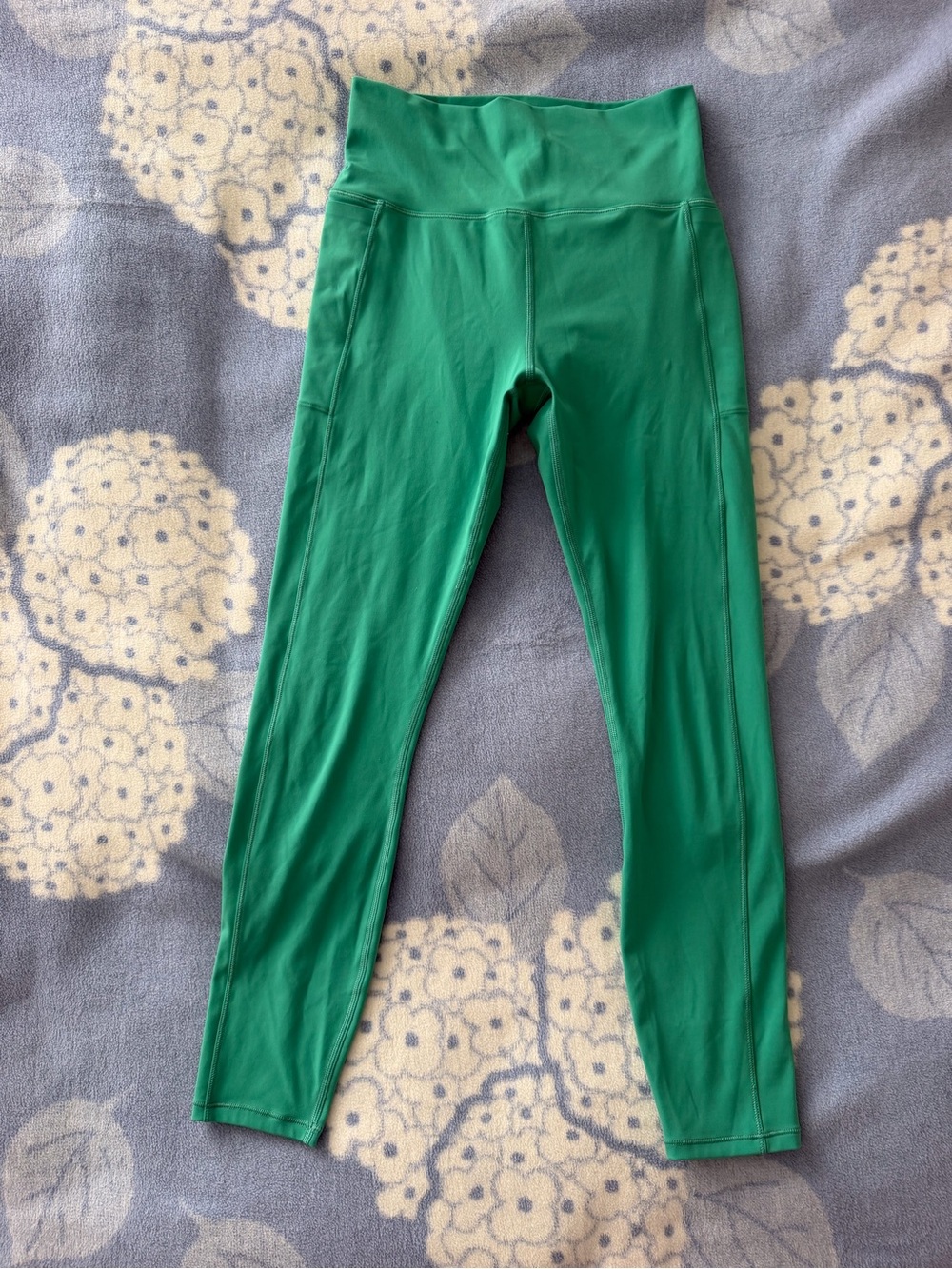 Vuori Green High-Waist Leggings